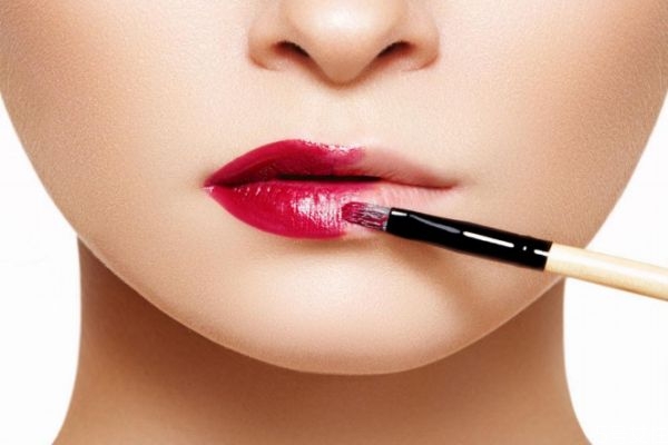 口紅過(guò)敏的原因有什么 為什么會(huì)口紅過(guò)敏