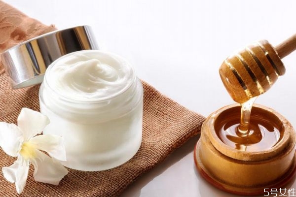 敏感肌怎么選擇護膚品 敏感肌如何選護膚品 敏感肌怎么選擇護膚品 敏感肌如何選護膚品