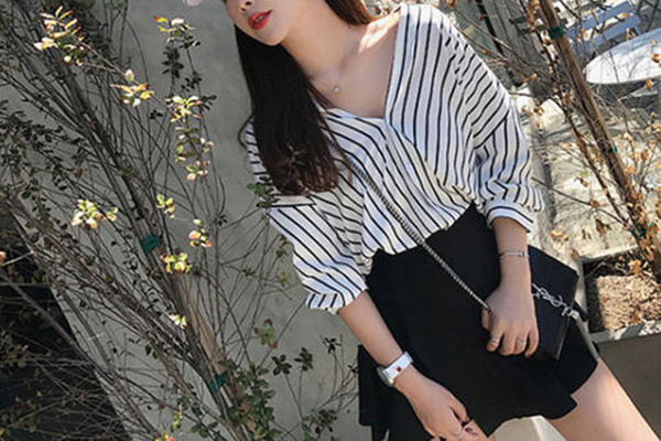 夏季港風(fēng)怎樣穿搭 夏季港風(fēng)穿搭推薦 夏季港風(fēng)怎樣穿搭 夏季港風(fēng)穿搭推薦