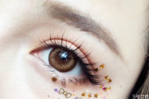 燙睫毛是什么 什么是燙睫毛和種睫毛 燙睫毛是什么 什么是燙睫毛和種睫毛