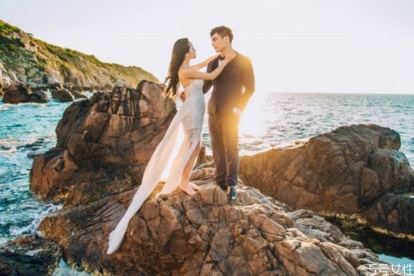 老公不心疼你的表現(xiàn) 疼你的男人會有這幾個表現(xiàn) 老公不心疼你的表現(xiàn) 疼你的男人會有這幾個表現(xiàn)