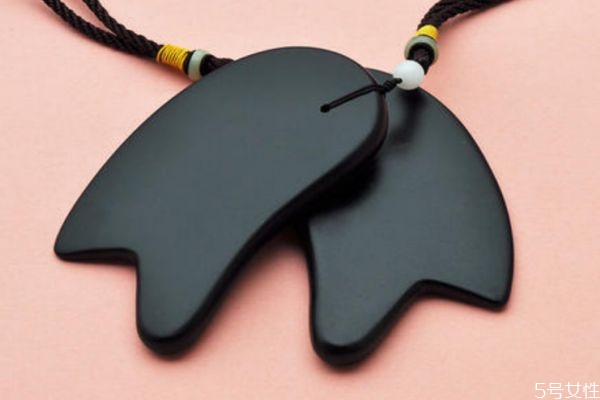 刮痧瘦腿法有效果嗎 刮痧真的可以瘦腿嗎 刮痧瘦腿法有效果嗎 刮痧真的可以瘦腿嗎