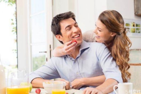 結婚后夫妻如何經(jīng)營婚姻 結婚后夫妻經(jīng)營婚姻的方法