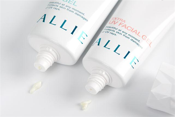 嘉娜寶防曬霜成分 嘉娜寶防曬霜孕婦可以用嗎 嘉娜寶防曬霜成分 嘉娜寶防曬霜孕婦可以用嗎