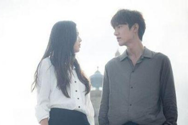 男友問(wèn)戀愛(ài)史要說(shuō)嗎 男友問(wèn)戀愛(ài)史怎樣說(shuō)不會(huì)影響感情 男友問(wèn)戀愛(ài)史要說(shuō)嗎 男友問(wèn)戀愛(ài)史怎樣說(shuō)不會(huì)影響感情