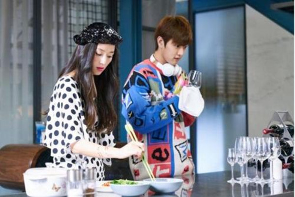 男友問(wèn)戀愛(ài)史要說(shuō)嗎 男友問(wèn)戀愛(ài)史怎樣說(shuō)不會(huì)影響感情 男友問(wèn)戀愛(ài)史要說(shuō)嗎 男友問(wèn)戀愛(ài)史怎樣說(shuō)不會(huì)影響感情