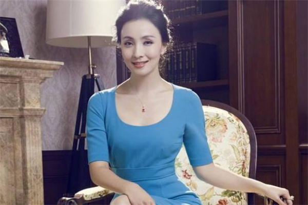 眼窩凹陷用什么填充最好 眼窩凹陷填充危險(xiǎn)嗎 眼窩凹陷用什么填充最好 眼窩凹陷填充危險(xiǎn)嗎