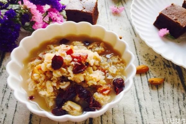 藜麥減肥餐的做法 藜麥減肥餐怎么做 藜麥減肥餐的做法 藜麥減肥餐怎么做
