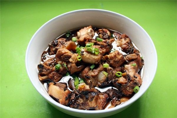 香菇蒸排骨怎么做好吃 香菇蒸排骨的做法 香菇蒸排骨怎么做好吃 香菇蒸排骨的做法