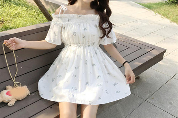 夏季出游怎么穿搭 夏季出游怎么搭好看 夏季出游怎么穿搭 夏季出游怎么搭好看