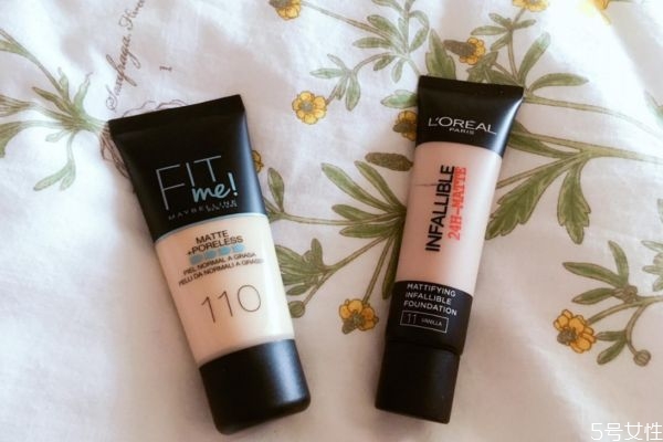 怎么化妝不吃?shī)y 化妝不脫妝正確步驟