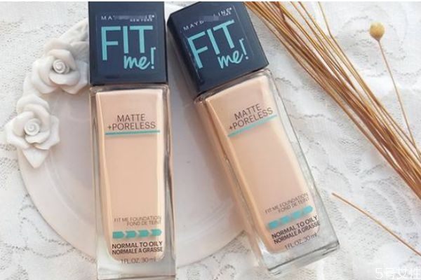 補(bǔ)妝可以用不是一個牌子的粉底液么 補(bǔ)妝還用粉底液嗎 補(bǔ)妝可以用不是一個牌子的粉底液么 補(bǔ)妝還用粉底液嗎