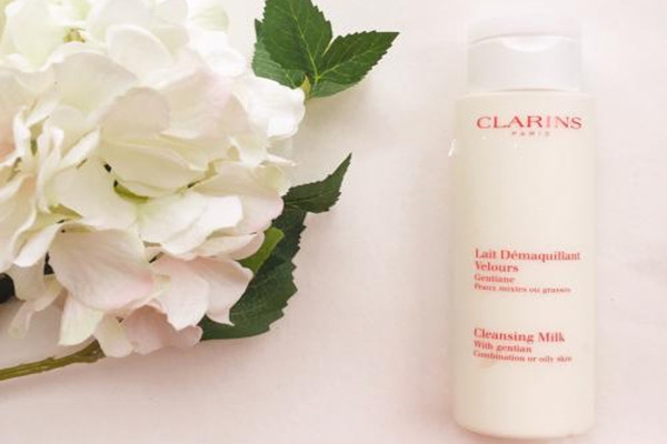 嬌韻詩(shī)白吸盤(pán)使用方法 嬌韻詩(shī)白吸盤(pán)適合什么膚質(zhì)