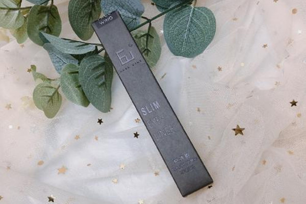 妃詩(shī)韻眼線液筆暈妝嗎 妃詩(shī)韻眼線液筆怎么樣 妃詩(shī)韻眼線液筆暈妝嗎 妃詩(shī)韻眼線液筆怎么樣