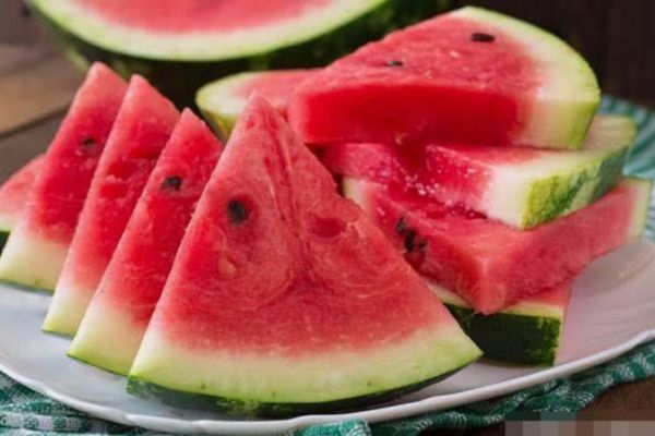 西瓜可以減肥嗎 西瓜有減肥的效果嗎 西瓜可以減肥嗎 西瓜有減肥的效果嗎