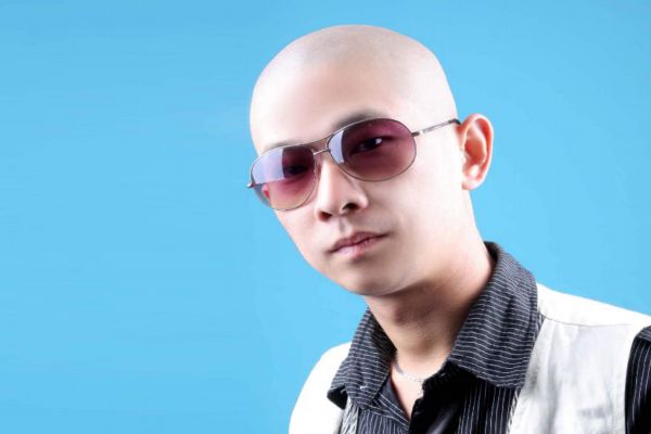 剃光頭之后頭發(fā)會變多嗎 頭發(fā)剃光再長會變多嗎 剃光頭之后頭發(fā)會變多嗎 頭發(fā)剃光再長會變多嗎