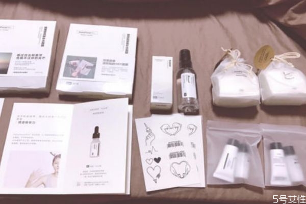 煙酰胺原液能直接涂在臉上嗎 煙酰胺原液能直接擦臉嗎 煙酰胺原液能直接涂在臉上嗎 煙酰胺原液能直接擦臉嗎