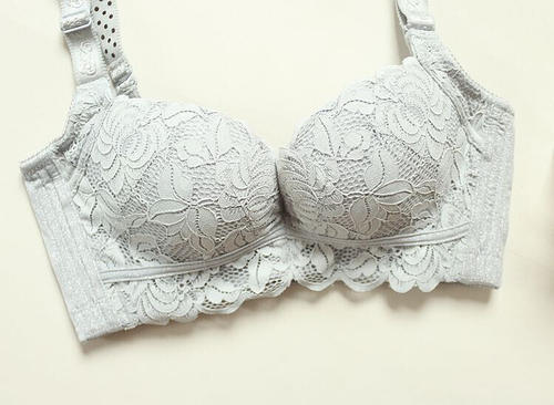 豐胸內(nèi)衣有用嗎 豐胸內(nèi)衣有危害嗎 豐胸內(nèi)衣有用嗎 豐胸內(nèi)衣有危害嗎