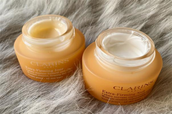 嬌韻詩彈簧霜清爽和滋潤區(qū)分 嬌韻詩彈簧霜日霜和晚霜區(qū)分 嬌韻詩彈簧霜清爽和滋潤區(qū)分 嬌韻詩彈簧霜日霜和晚霜區(qū)分