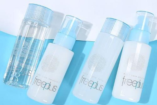 水乳怎么挑選 不同膚質(zhì)怎么挑選水乳 水乳怎么挑選 不同膚質(zhì)怎么挑選水乳