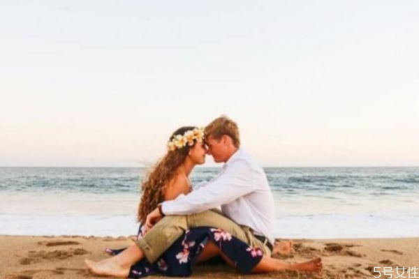 領結婚證需要帶什么證件 領結婚證的流程 領結婚證需要帶什么證件 領結婚證的流程