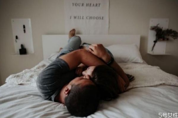 領結婚證需要帶什么證件 領結婚證的流程 領結婚證需要帶什么證件 領結婚證的流程