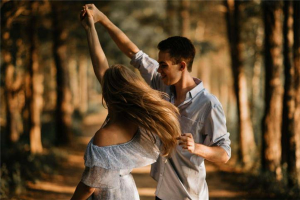 男人在什么情況下會吃醋 導(dǎo)致男人吃醋的原因 男人在什么情況下會吃醋 導(dǎo)致男人吃醋的原因