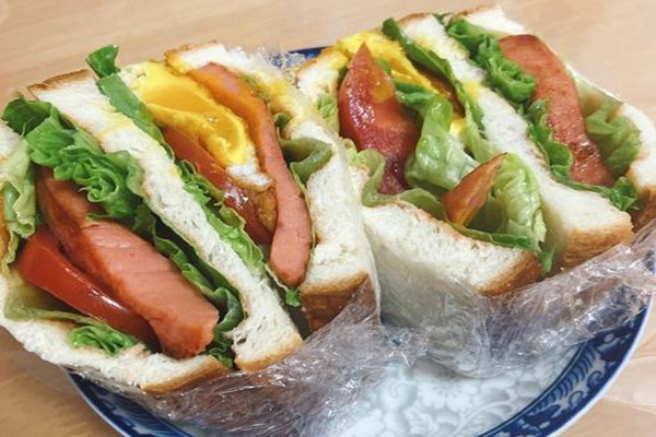 關(guān)曉彤同款三明治的做法 關(guān)曉彤同款三明治真的能減肥嗎 關(guān)曉彤同款三明治的做法 關(guān)曉彤同款三明治真的能減肥嗎