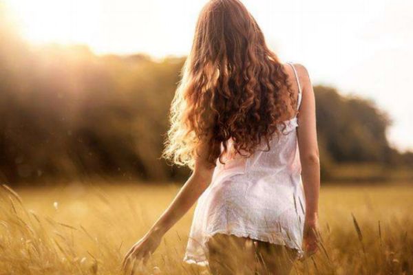 暗戀一個人為什么會哭 暗戀一個人會受傷嗎 暗戀一個人為什么會哭 暗戀一個人會受傷嗎