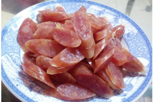 廣東臘腸怎么做好吃 廣東臘腸的簡單做法 廣東臘腸怎么做好吃 廣東臘腸的簡單做法