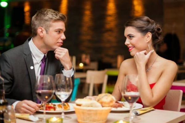 第一次相親怎么避免尷尬 相親避免尷尬的方法有什么 第一次相親怎么避免尷尬 相親避免尷尬的方法有什么