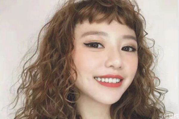 羊毛卷燙毀了怎么辦 羊毛卷可以梳頭嗎 羊毛卷燙毀了怎么辦 羊毛卷可以梳頭嗎