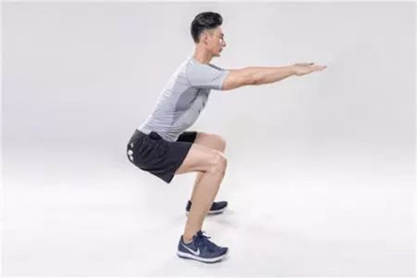 深蹲屁股會變大嗎 深蹲可以塑形哪里 深蹲屁股會變大嗎 深蹲可以塑形哪里