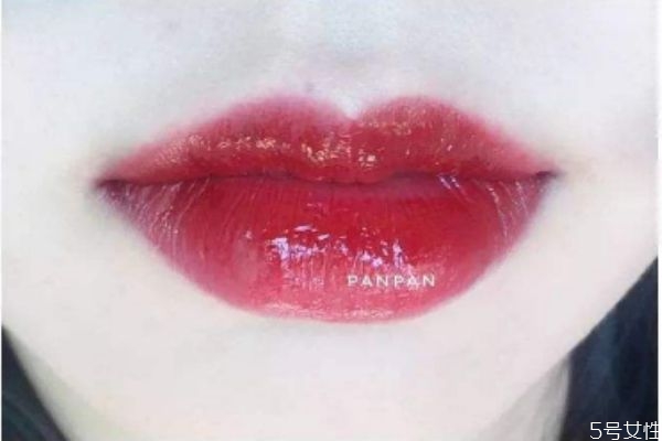 唇釉怎么涂可以成膜 唇釉涂多久了可以成膜 唇釉怎么涂可以成膜 唇釉涂多久了可以成膜