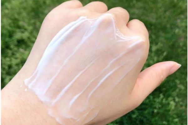 水蜜桃身體乳可以擦臉嗎 擦臉可以用水蜜桃身體乳嗎 水蜜桃身體乳可以擦臉嗎 擦臉可以用水蜜桃身體乳嗎