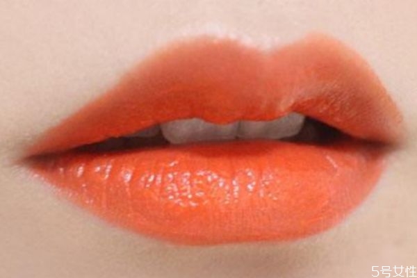 鍛光口紅是什么意思 鍛光口紅和啞光口紅的區(qū)別 鍛光口紅是什么意思 鍛光口紅和啞光口紅的區(qū)別