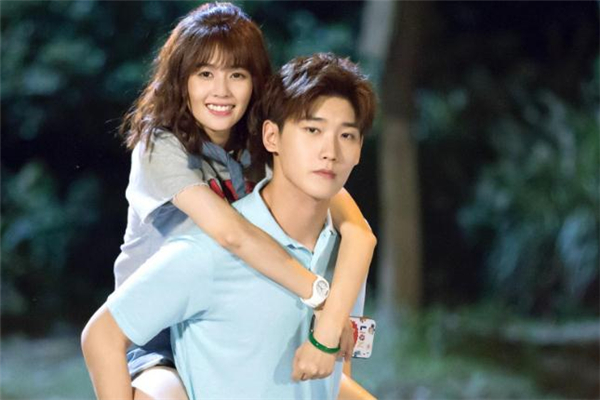 游樂(lè)場(chǎng)約會(huì)玩什么項(xiàng)目好 游樂(lè)場(chǎng)約會(huì)需要注意什么 游樂(lè)場(chǎng)約會(huì)玩什么項(xiàng)目好 游樂(lè)場(chǎng)約會(huì)需要注意什么