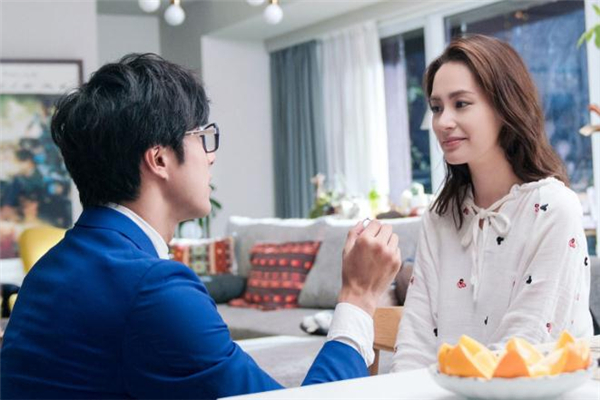 約會(huì)后女生把錢轉(zhuǎn)給男生什么意思 女生約會(huì)后把錢轉(zhuǎn)給你代表什么 約會(huì)后女生把錢轉(zhuǎn)給男生什么意思 女生約會(huì)后把錢轉(zhuǎn)給你代表什么