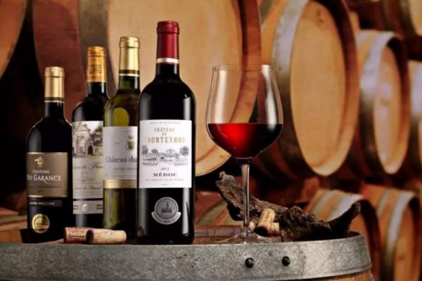 減肥期間能喝紅酒嗎 紅酒可以在減肥期間喝嗎 減肥期間能喝紅酒嗎 紅酒可以在減肥期間喝嗎