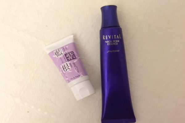 眼霜可以當頸霜用嗎 眼霜可以代替頸霜嗎 眼霜可以當頸霜用嗎 眼霜可以代替頸霜嗎