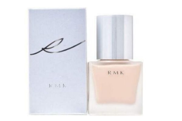 粉底霜和隔離霜有什么區(qū)別 粉底霜和粉餅需要都用嗎 粉底霜和隔離霜有什么區(qū)別 粉底霜和粉餅需要都用嗎