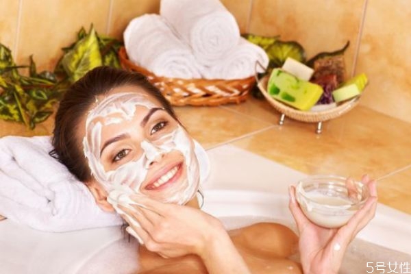 如何去除臉上的斑 怎樣消除臉上的斑 如何去除臉上的斑 怎樣消除臉上的斑