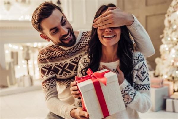 女生喜歡在晚上約會(huì)嗎 晚上約會(huì)幾點(diǎn)合適 女生喜歡在晚上約會(huì)嗎 晚上約會(huì)幾點(diǎn)合適