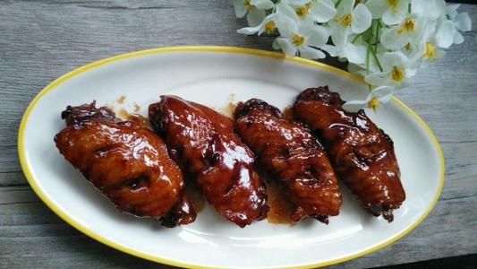 糖醋雞翅的做法 糖醋雞翅怎么做好吃 糖醋雞翅的做法 糖醋雞翅怎么做好吃