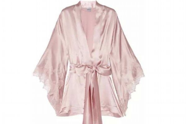 真絲衣服怎么清洗 真絲衣服清洗的方法 真絲衣服怎么清洗 真絲衣服清洗的方法