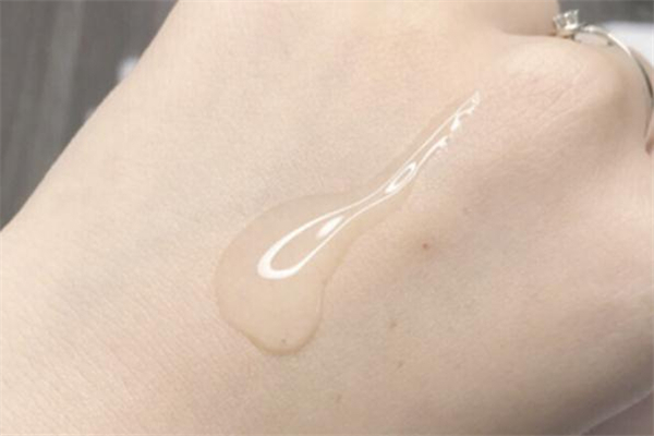 科顏氏安白瓶和淡斑精華一樣嗎 安白瓶精華怎么使用 科顏氏安白瓶和淡斑精華一樣嗎 安白瓶精華怎么使用