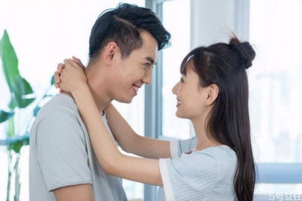 戀愛期磨合期沒話題怎么辦 戀愛磨合期怎么尋找話題 戀愛期磨合期沒話題怎么辦 戀愛磨合期怎么尋找話題