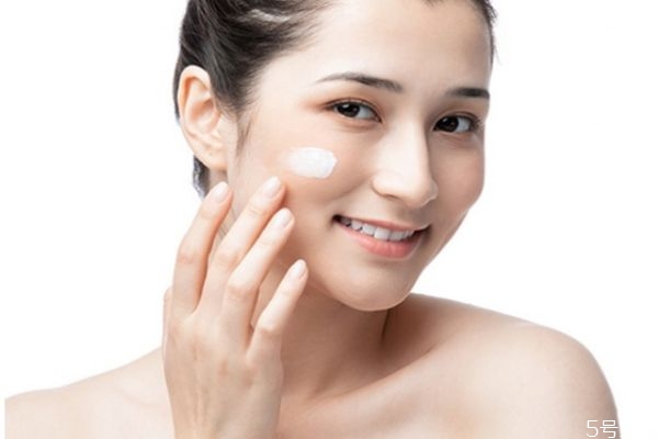 哪些護膚品不能夠混搭 護膚品可以混搭用嗎 哪些護膚品不能夠混搭 護膚品可以混搭用嗎