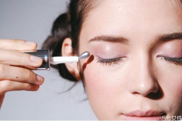 哪些護膚品不能夠混搭 護膚品可以混搭用嗎 哪些護膚品不能夠混搭 護膚品可以混搭用嗎