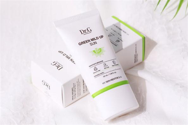 dr.g防曬霜成分 dr.g防曬霜和安耐曬哪個(gè)好用 dr.g防曬霜成分 dr.g防曬霜和安耐曬哪個(gè)好用